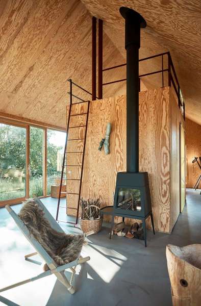 Rent, råt og ganske enkelt WAUV!, Æblerosevej 1, 4583 Sjællands Odde